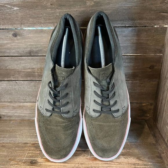 Mens Nike SB Zoom Stefan Janoski Olive Green‎ Suede Shoes Sneakers Size 14 M GUC